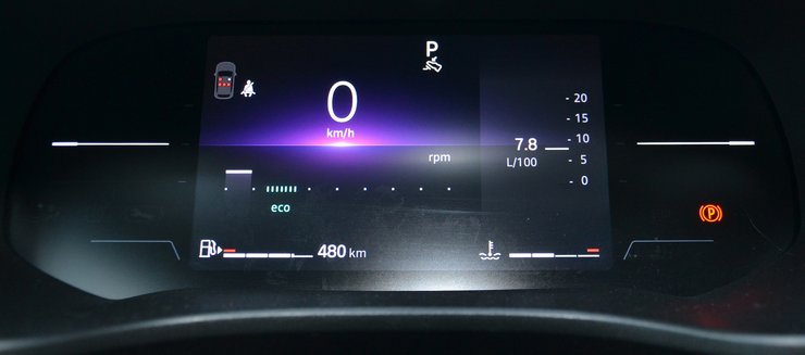 экран Renault Kardian