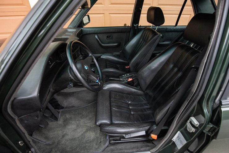 BMW M5 E28, BMW M5, седан BMW, BMW 5 Series, Карл XVI Густав