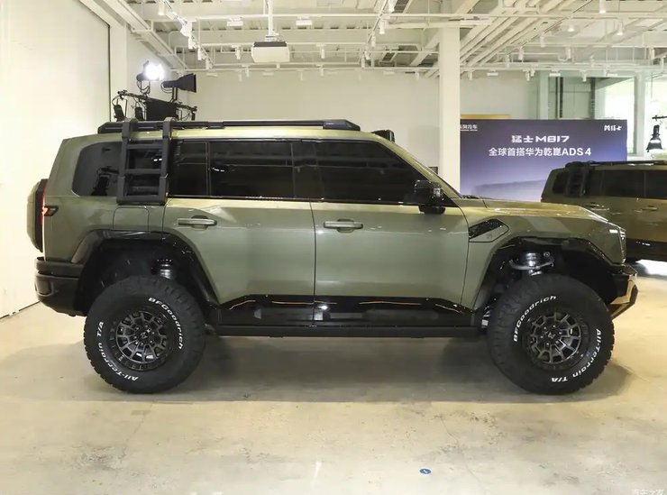 Dongfeng Warrior, Dongfeng Warrior M817, внедорожник Dongfeng, новый Dongfeng Warrior M817