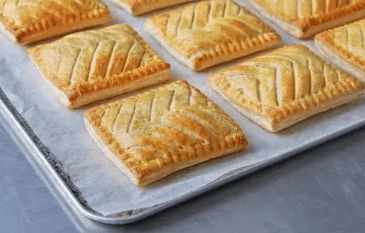 Взуття Генріха VIII порівняли з випічкою Greggs