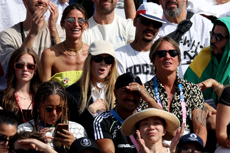 Ніколь Кідман та Кіт Урбан з доньками