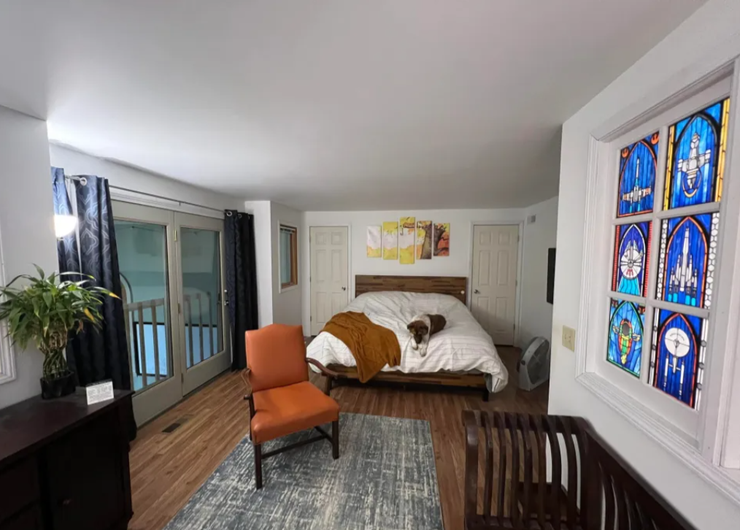 Церковь стала жилым домом, храм превратился в дом для молодой семьи, ремонт, недвижимость, жилье, жилье