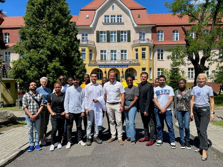 Студенти КМУ на практиці в одній з клінік – партнерів університету з 2014 року