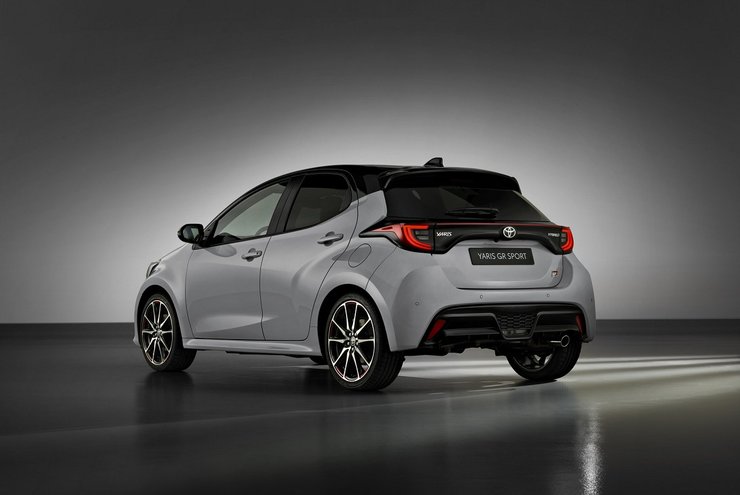 Toyota Yaris GR Sport, Toyota Yaris,Toyota Yaris 2022, новая Toyota Yaris