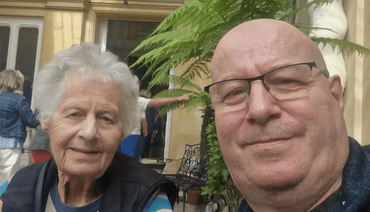 Пенсионерку отвезли в чужой дом, спала в чужой постели, ошиблись домом, ошибка врачей, перепутали пациентов, выписали из больницы