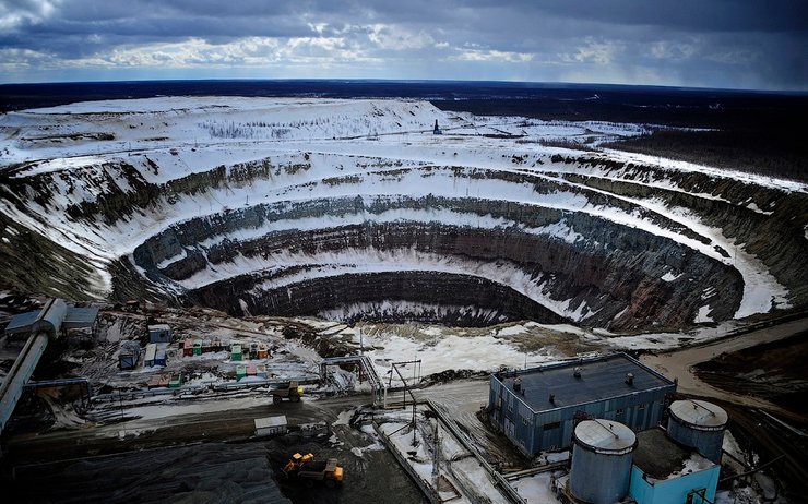 алмазный рудник в России