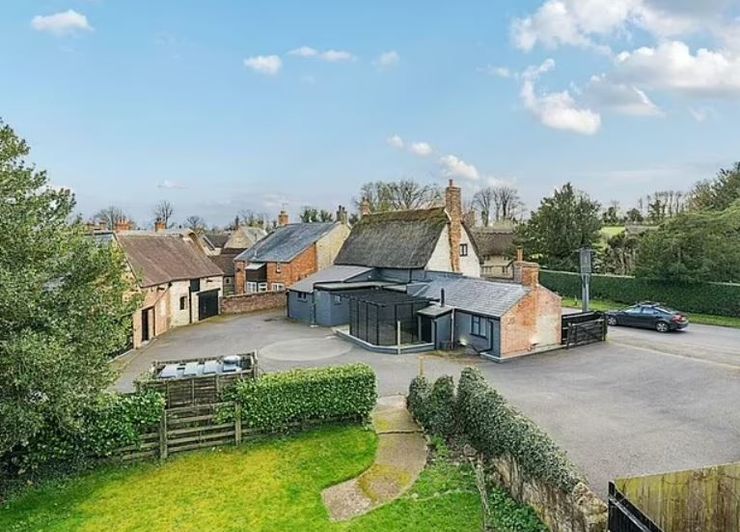 Жилье, недвижимость, покупка собственного дома, цены на недвижимость, ремонт, фото, Великобритания, Великобритания