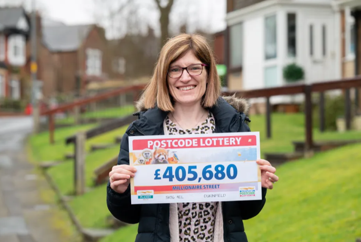 Выигрыш в лотерею, джекпот, потеря детей, счастливый билет, Великобритания, удача, фото