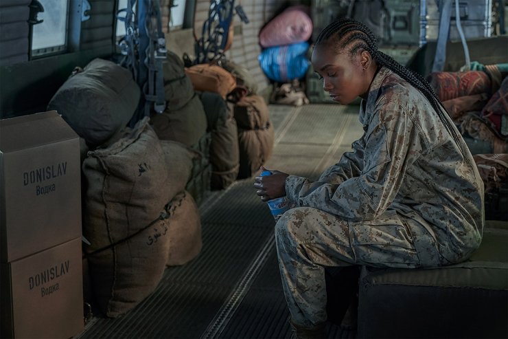 старая гвардия, шарлиз теро