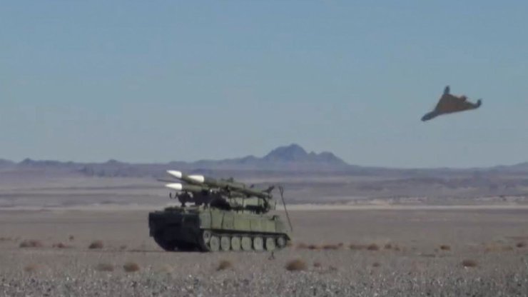 иранский дрон камикадзе, ударный дрон, бпла,