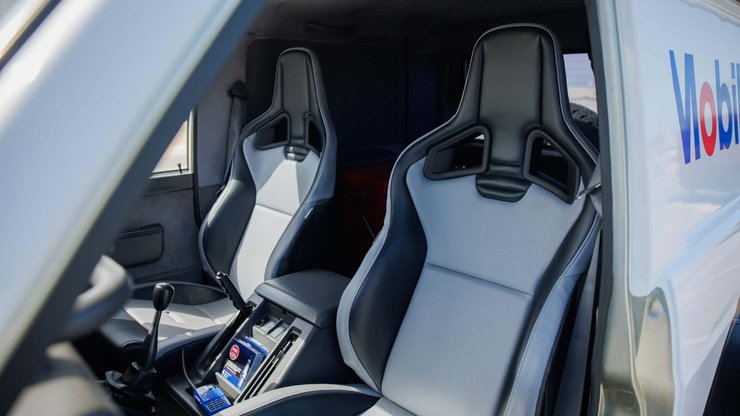 салон Nissan Patrol