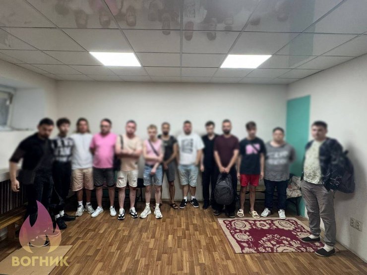 Задержанные в гей-клубе