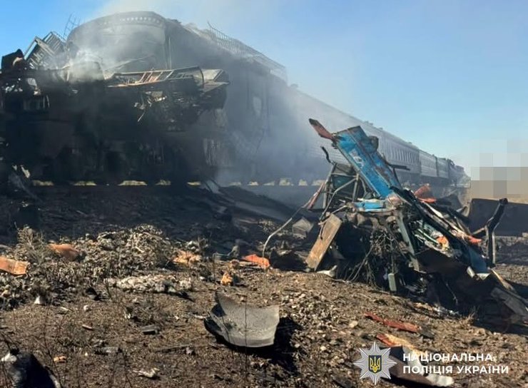 Поїзд у Чорнобаївці