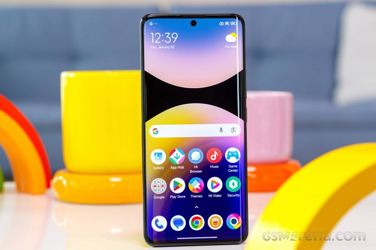 poco x7 дисплей смартфон xiaomi огляд