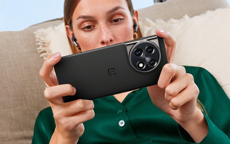 Смартфон OnePlus 11