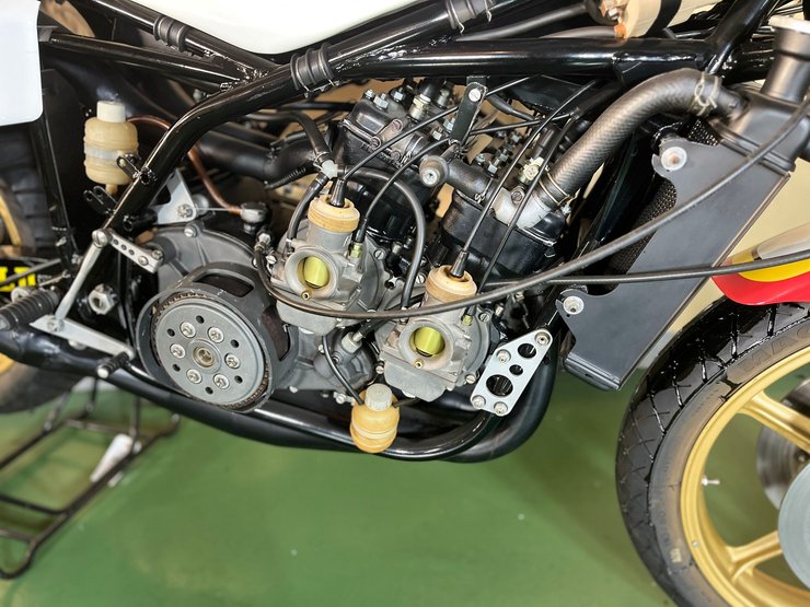 мотор Suzuki RG500