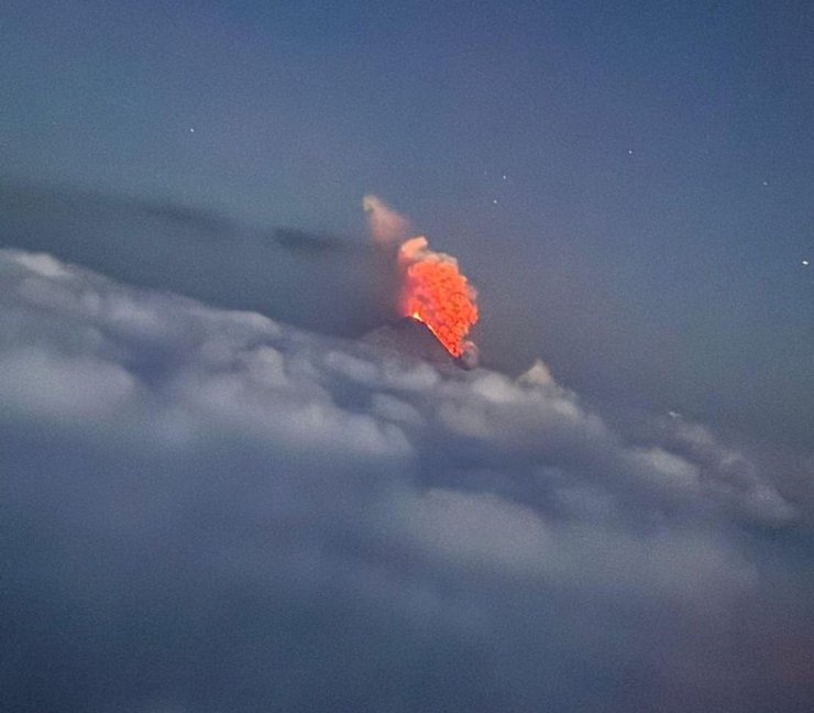 ключевська сопка вулкан виверження сьогодні