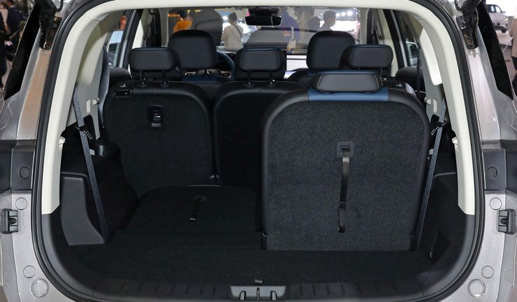 Livan RL9, новый Livan RL9, китайский электромобиль, электромобиль Livan RL9, кроссовер Livan