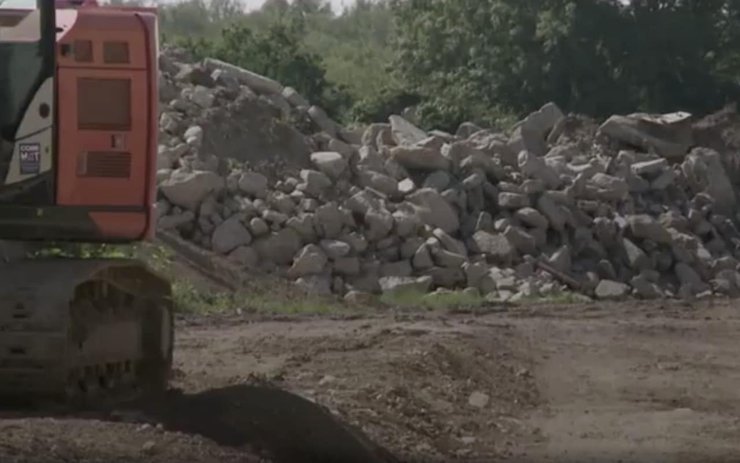 Разрушенные камни, камни, булыжники, французский Стоунхендж, участок, участок земли,