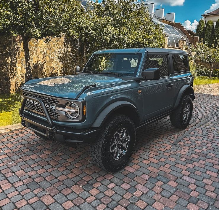 Ford Bronco, BMW XM, McLaren 720S, Lamborghini Huracan, Ferrari SF90 Stradale, Rolls-Royce Cullinan