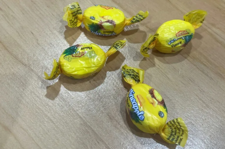 Наркотики знайшли в цукерках, смаколики, благодійність, пожертви, фото, Нова Зеландія, небезпечні продукти