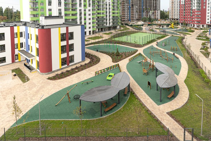 Дитячий навчальний заклад на території ЖК "Сирецькі сади"