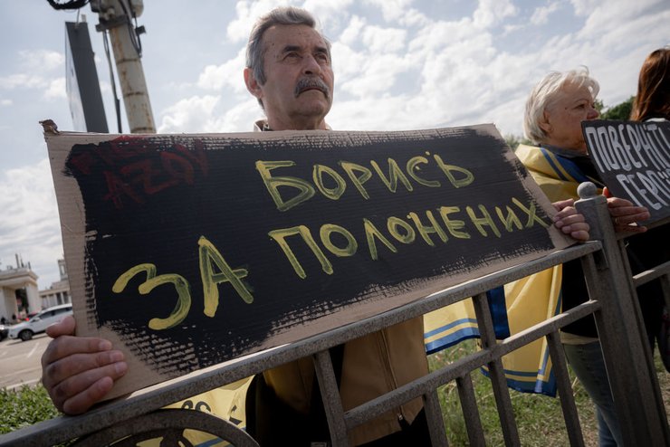 украинские военнопленные в России, защитники мариуполя, защитники азовстали, обмен военнопленными, полк азов, российский плен, оборона азовстали, вернуть военнопленных, бойцы азова в плену