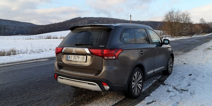 Mitsubishi Outlander
