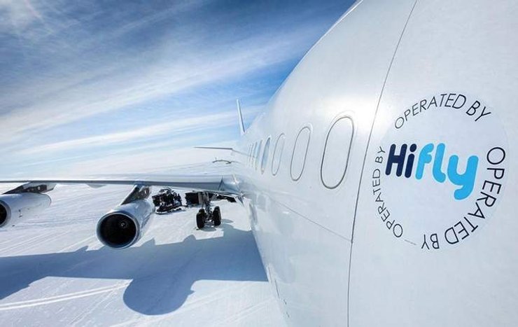 Самолет доставил исследовательскую миссию на континент