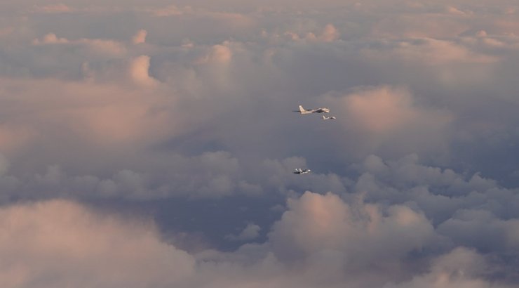 Літаки Ту-95 і Су-33