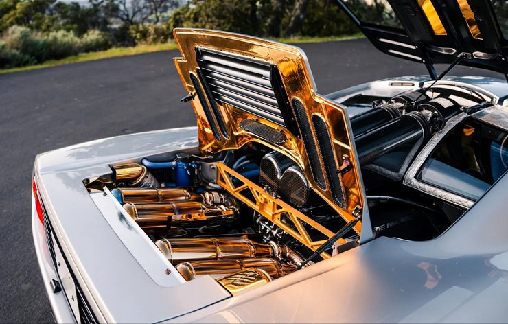 Двигун McLaren f1