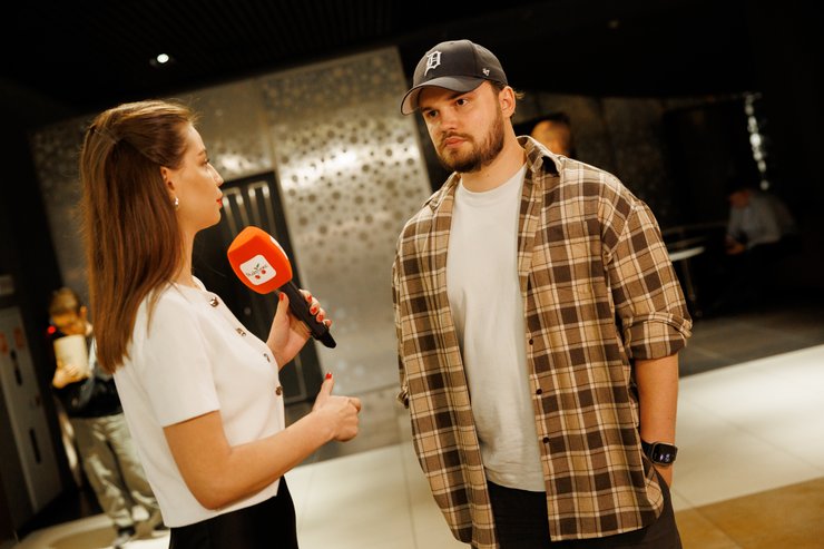 Євген Пронін на прем'єрі Підйомної сили, показ фільму Підйомна сила, фоторепортаж з показу фільму Підйомна сила
