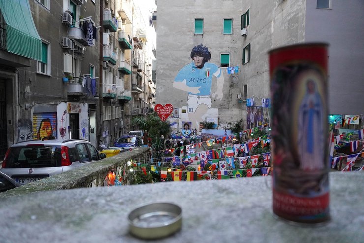 диего марадона, неаполь, граффити