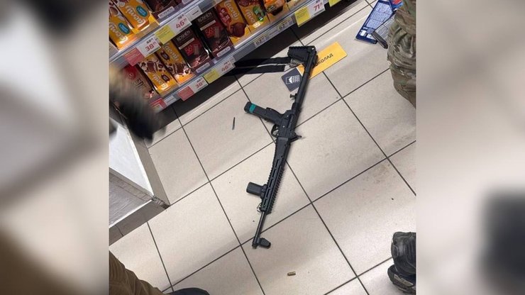 Фото зброї стрільця у Києві