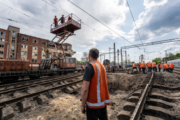 На рынке труда больше всего не хватает специалистов именно по рабочим специальностям