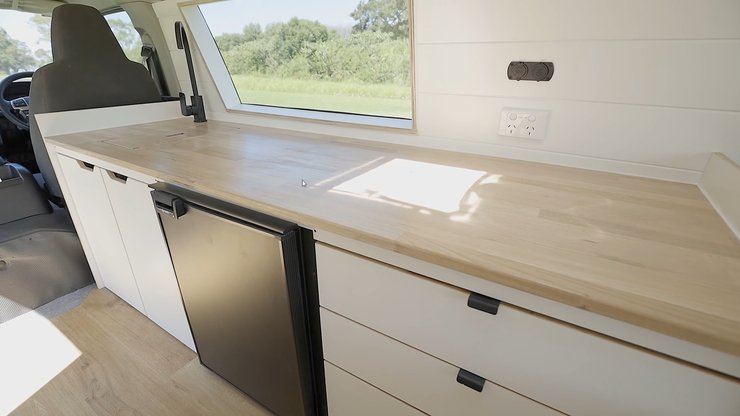 автодом тойота, Toyota Hiace, дом на колесах, автодом Toyota, Toyota Hiace H200, Toyota Hiace H200