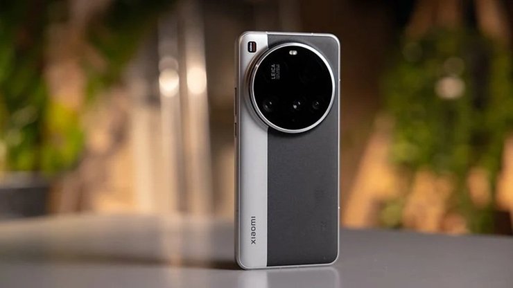 Смартфон Xiaomi 15 Ultra