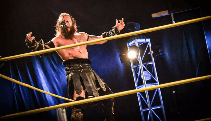 Люк Скоулер на рингу