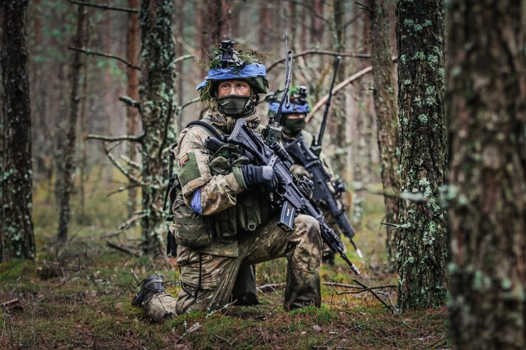 нато НАТО готується, але не готове