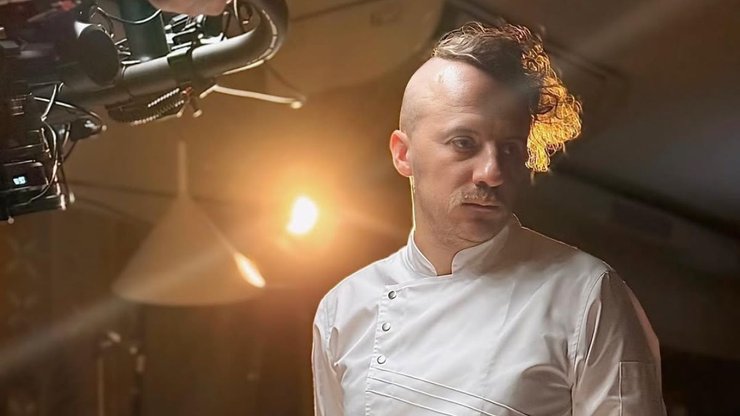 Евгений Клопотенко перед камерой