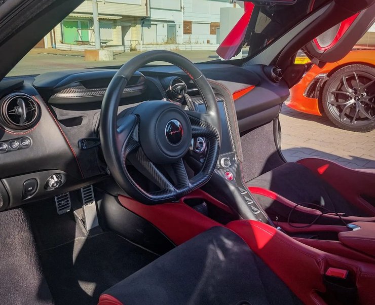 McLaren 720S, суперкар McLaren, ціна McLaren 720S, McLaren в Україні, новий McLaren 720S