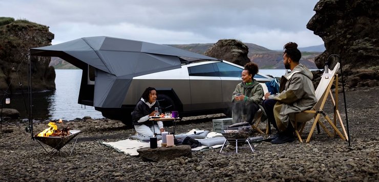 Tesla Cybertruck, Tesla Cybertruck застрял, тесла кибертрак проблемы