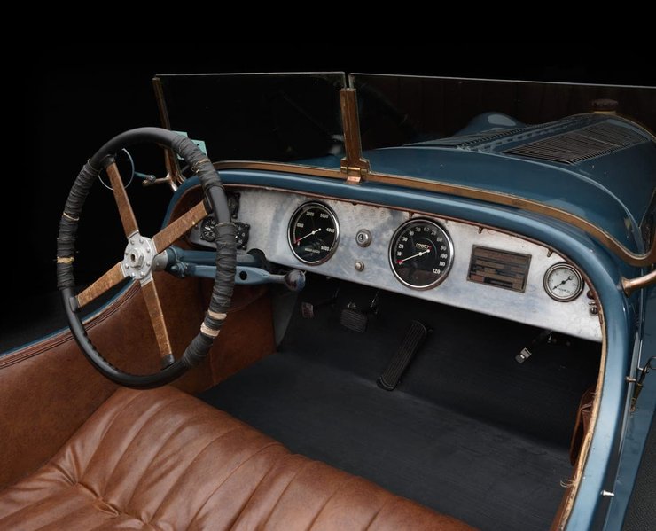 салон Mercedes SSK, Mercedes-Benz SSK, Buick Century