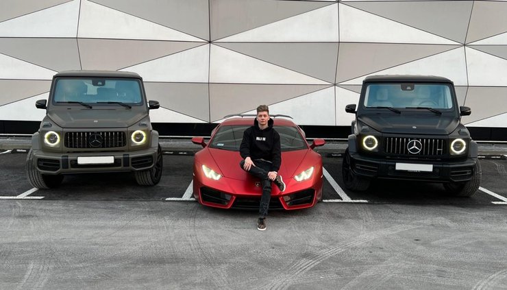 Дмитрий Хиценко владеет автомобилями общей стоимостью $600 000