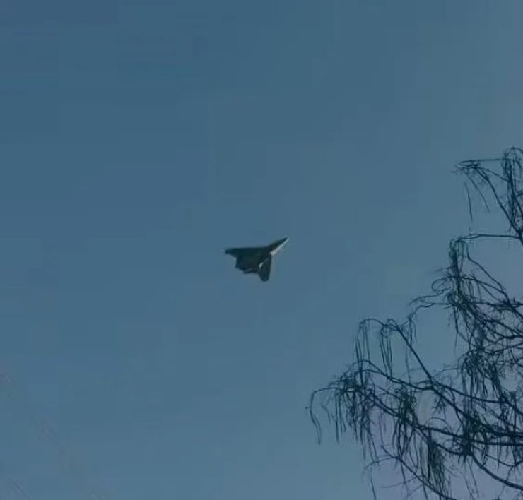 Китайский самолет J-36