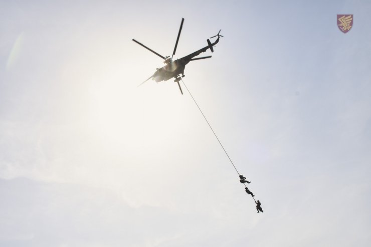 учение десантников