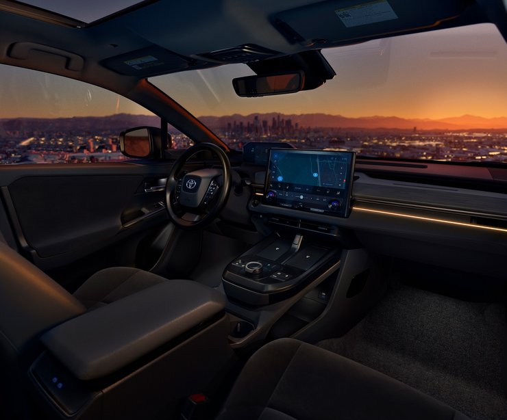 Салон Toyota C-HR, новая Toyota C-HR, Toyota C-HR 2026, электромобиль Toyota, кроссовер Toyota, электрокроссовер Toyota