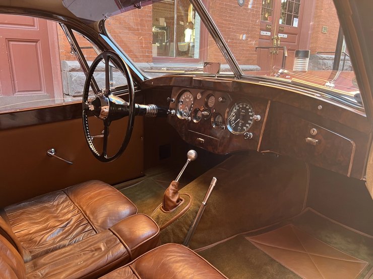 Jaguar XK120 Fixed Head