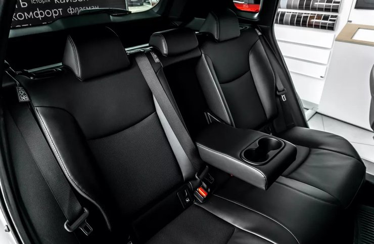 Toyota Corolla Cross, нова Toyota Corolla Cross, кросовер Toyota Corolla, кросовер Toyota, гібрид Toyota