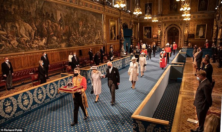 принц Чарльз, королева елизавета, парламент